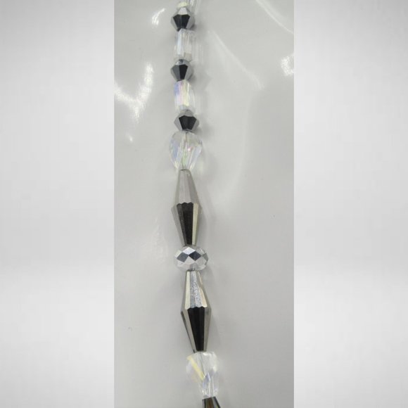 SILVER & CLEAR Beaded Jewelry Set - Picture 4 of 6